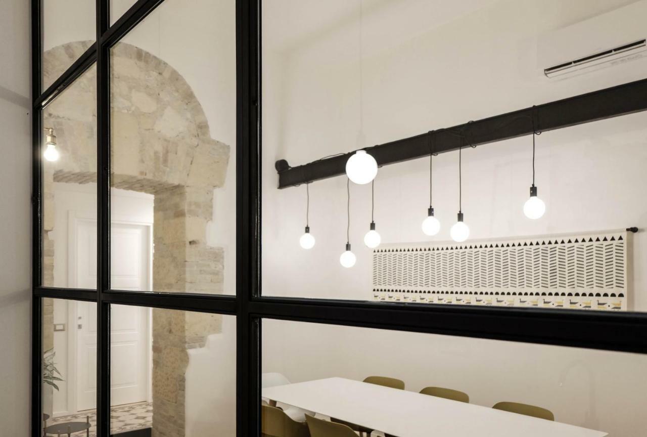 Orma Design Rooms - Historic Centre กาญารี ภายนอก รูปภาพ