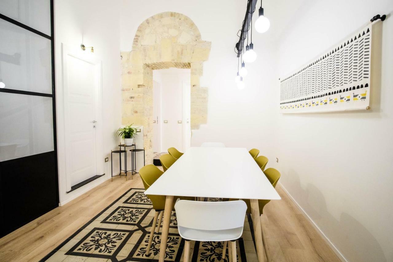 Orma Design Rooms - Historic Centre กาญารี ภายนอก รูปภาพ